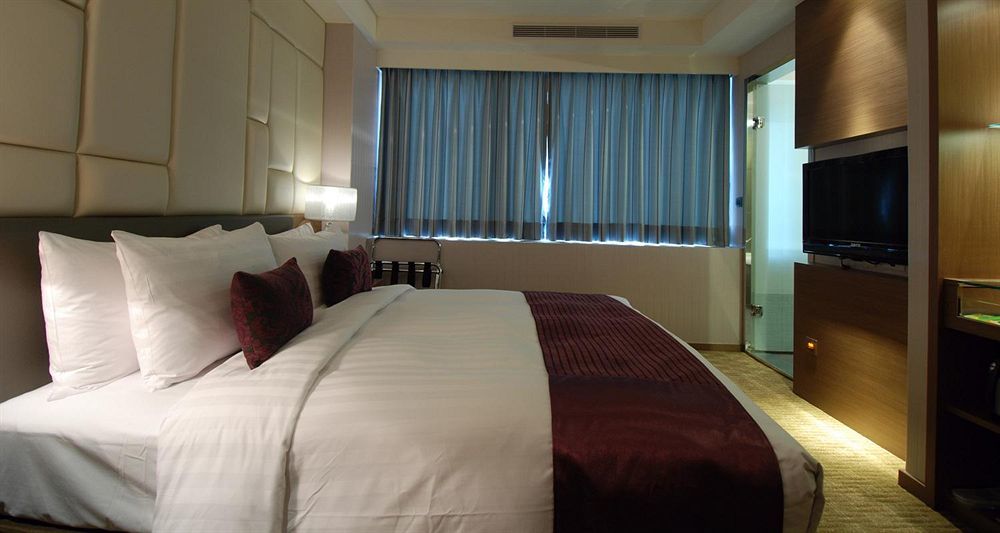 World Mai - Nanjing Hotel Taipei